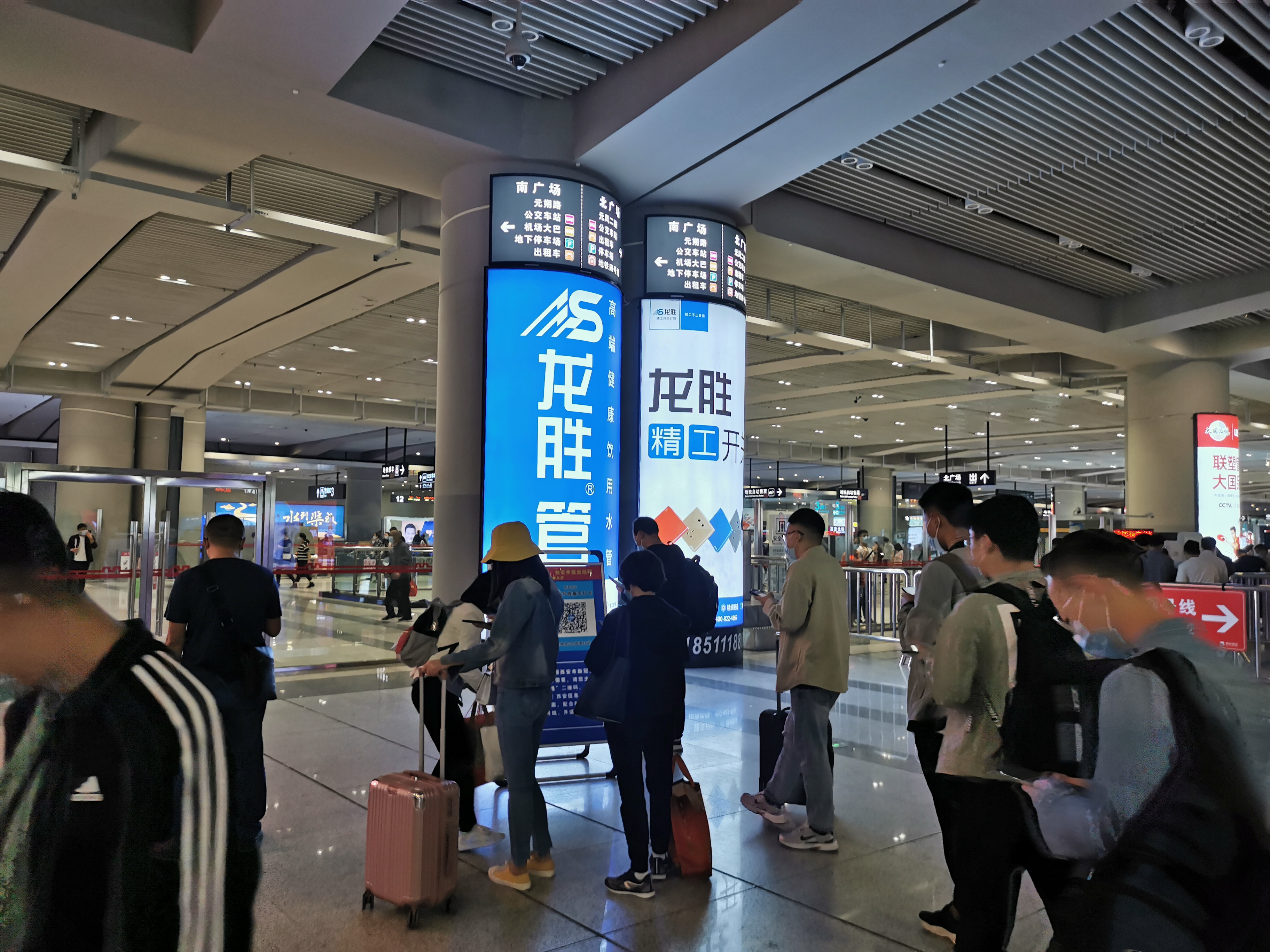 龍勝管高鐵廣告50城同步上線，刷屏億萬人！